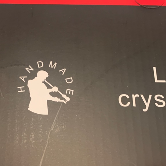 Hand Blown Artisan: Unique Shaped Lead Free Crystal Wine Decanter - Picture 6 of 8